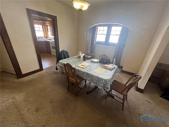 3rd image of 5763 Home Ln