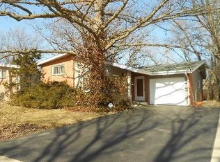 602 Gregg Rd, Northbrook, IL 60062