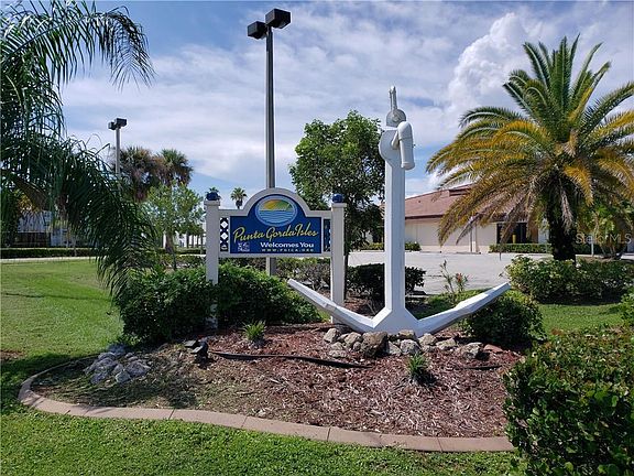 3rd image of 1 Colony Point Dr APT 6C