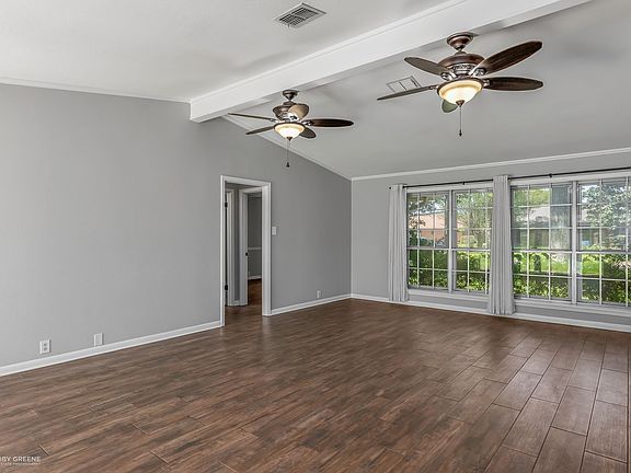 2nd image of 113 Lancashire Dr