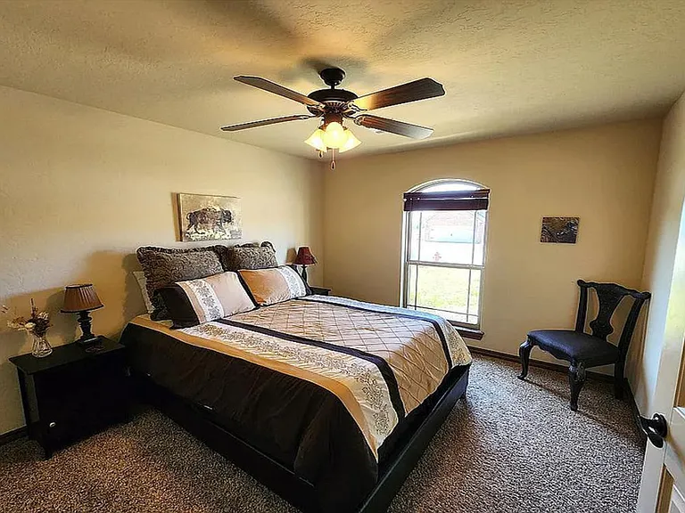 1418 Limestone Way — Photo 19