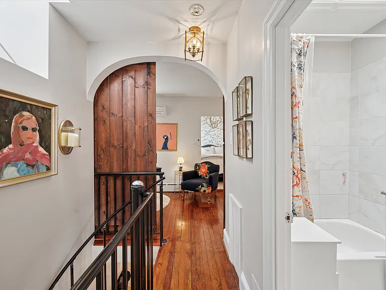 1208 Saint James St — Photo 9