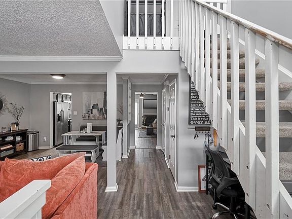 5th image of 758 Quesnel Dr