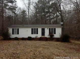 1882 Wateree Estates Rd, Winnsboro, SC 29180