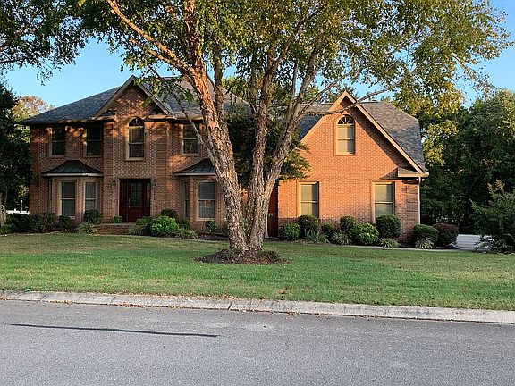 3rd image of 2408 Cross Creek Dr