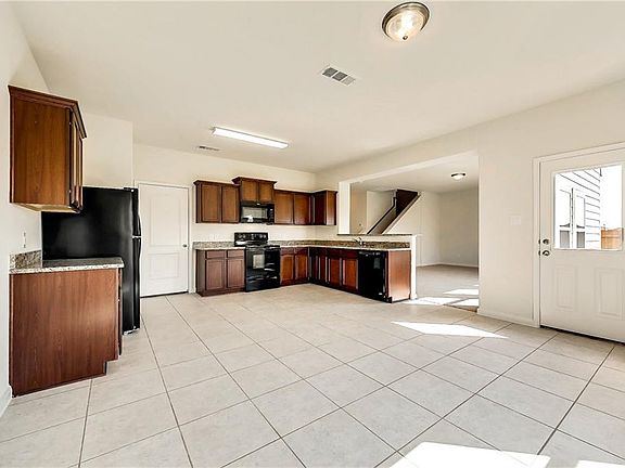 5th image of 6213 Obsidian Creek Dr