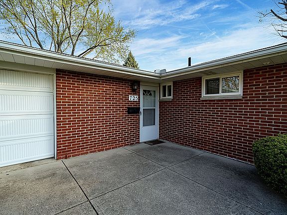 3rd image of 725 Corona Ave