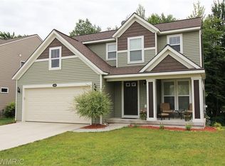 13280 Patchin Dr, Nunica, MI 49448