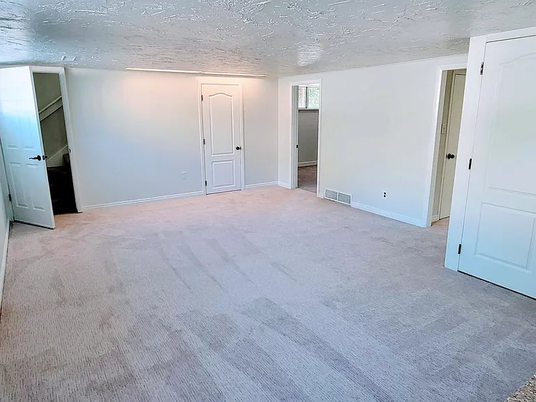 64 N 700 E #2 — Photo 25