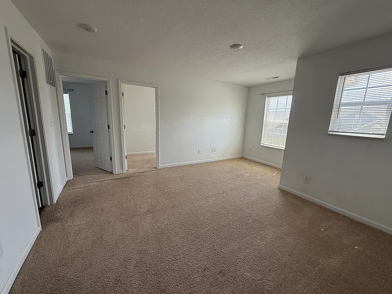 577 Freedom Dr — Photo 29