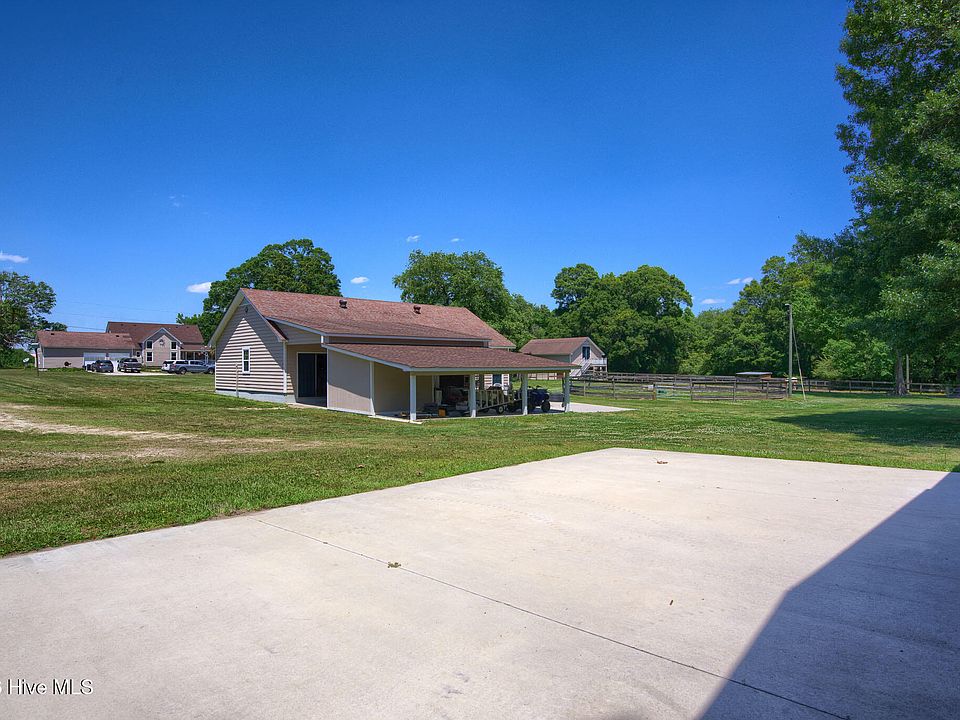 82nd image of 389 Beulaville Highway