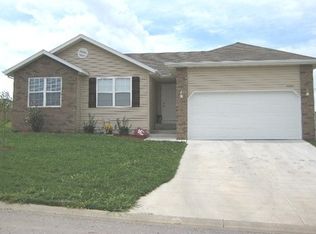 1207 S 14th St, Ozark, MO 65721