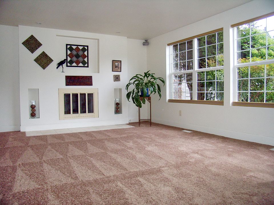 2nd image of 15023 117th Pl NE