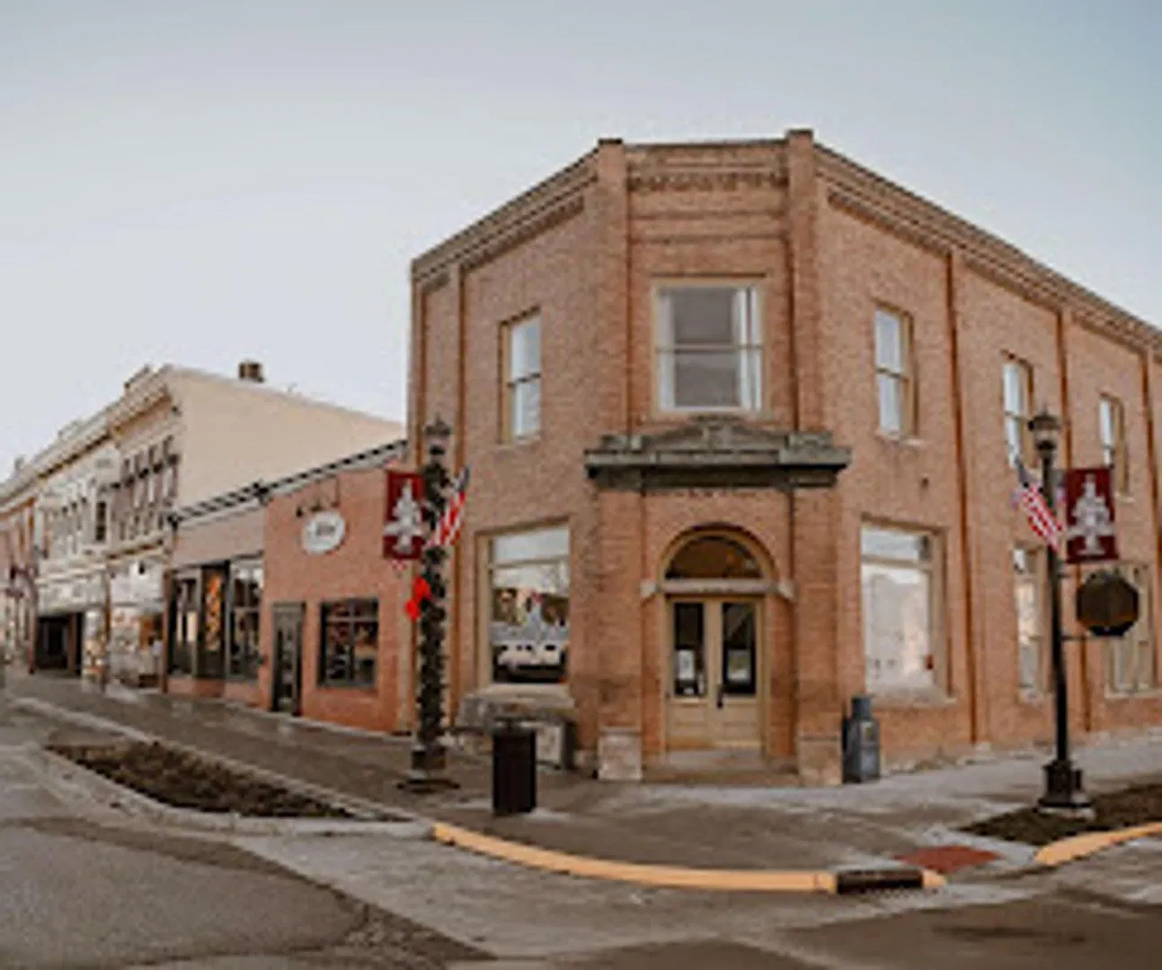 Bloomfield Main St — Photo 1