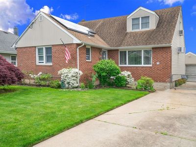 33 Jerome Avenue, Mineola, NY, 11501