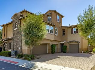 31010 Strawberry Tree Ln, Temecula, CA 92592