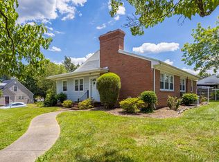 1733 Chamberlain St, South Boston, VA 24592