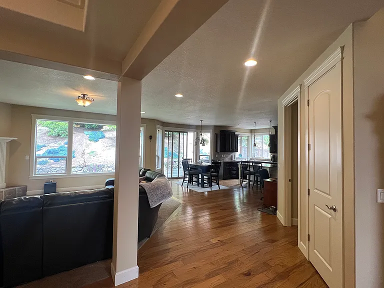 3608 SE 142nd Ct — Photo 6