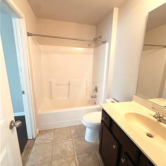 237 Franklin St — Photo 13
