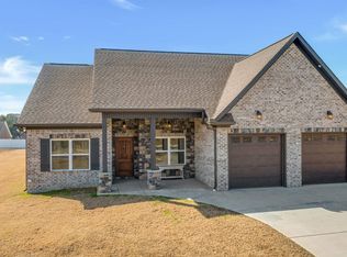 240 Ranch Rd, Rainsville, AL 35986