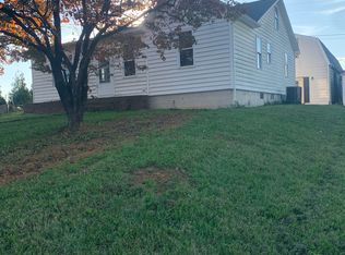 290 Jefferson Terrace Rd, Charles Town, WV 25414