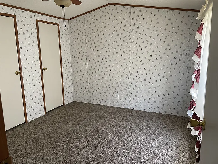 10213 Charles Town Rd #32 — Photo 11