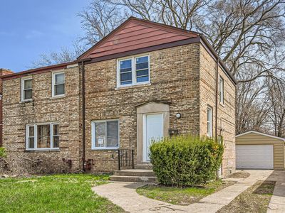 (Undisclosed Address), Chicago, IL, 60617