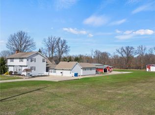 1009 Webb Rd, Mineral Ridge, OH 44440
