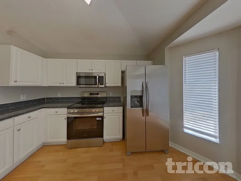 10608 Navigation Dr — Photo 4