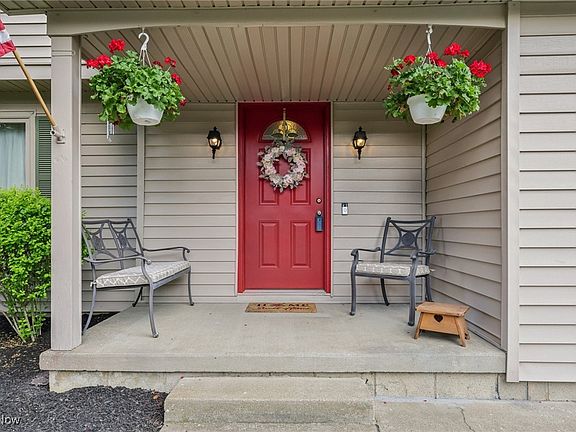 3rd image of 1846 Johnston Pl