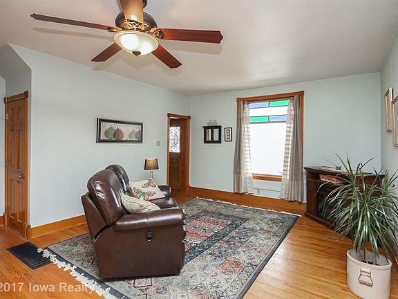 2nd image of 815 E Court Ave