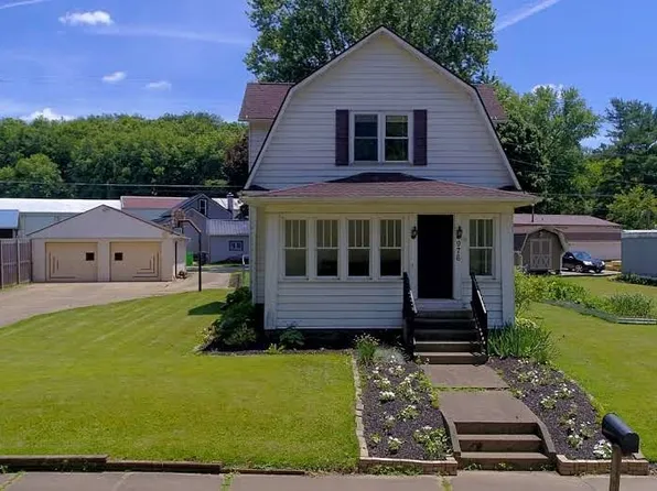 976 N Main St, Killbuck, OH 44637