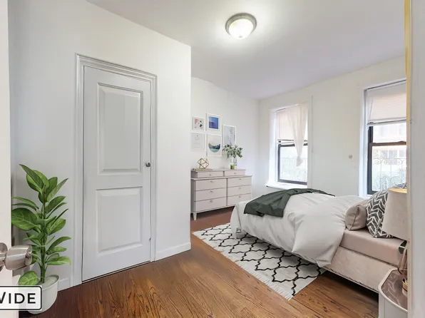 304 East 62nd Street image 2 of 8