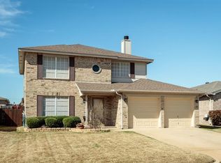 8721 Limestone Dr, Fort Worth, TX 76244