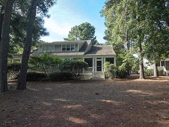 3rd image of 133 Woodcrest Dr