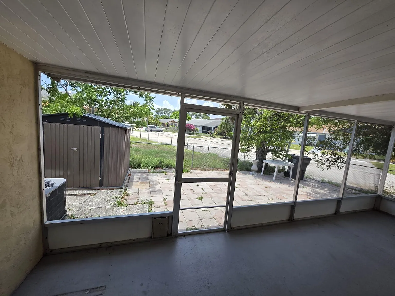 978 Sumter Rd W — Photo 2