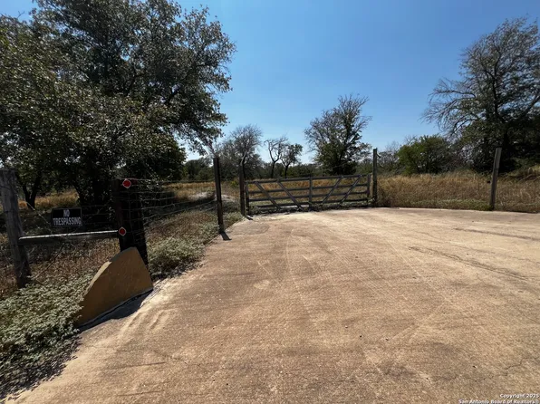 TBD, LOT 17 Woodland Hills LOT 17, Poteet, TX 78065