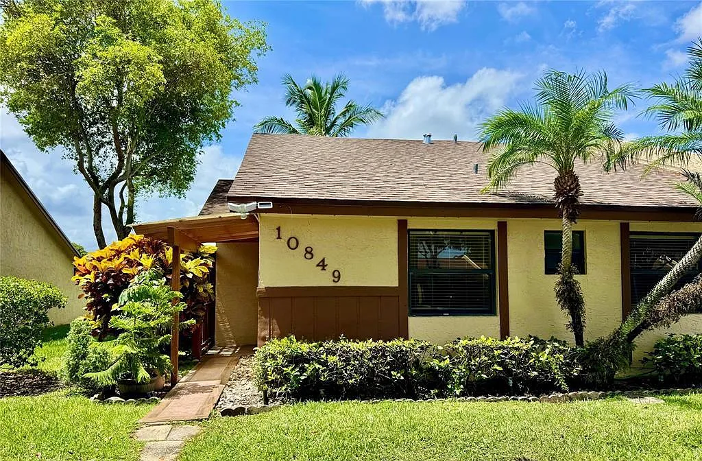 3 bed, 2.0 bath, 1230 sqft, $2,900 — Photo 1