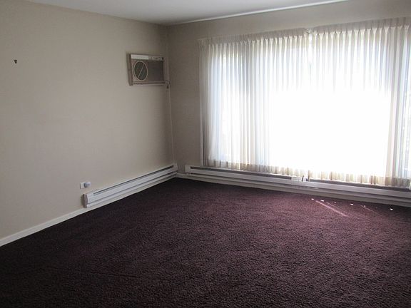 4th image of 9243 S 49th Ave