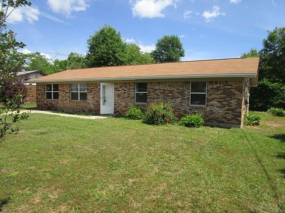 2nd image of 4390 Pine Villa Cir