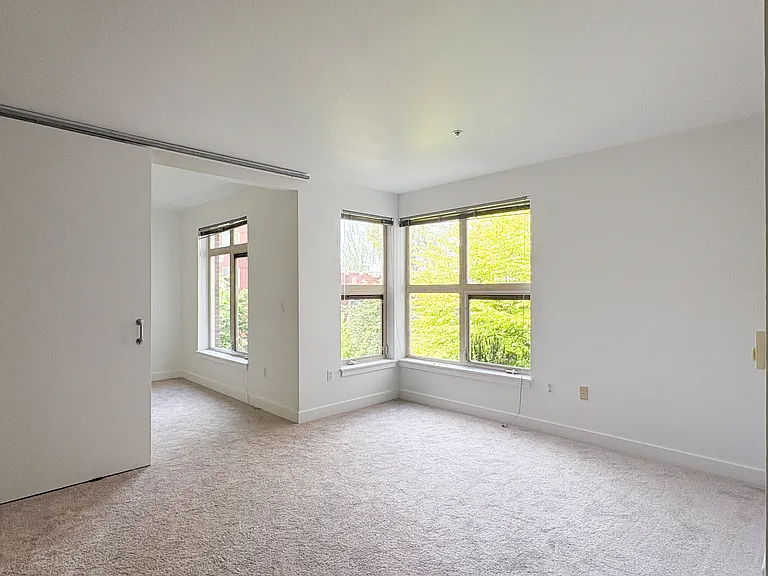 1610 Belmont Ave #306 — Photo 1