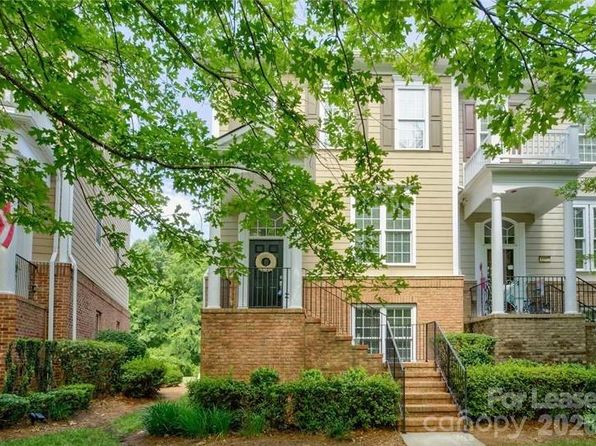 1104 Drayton Ct