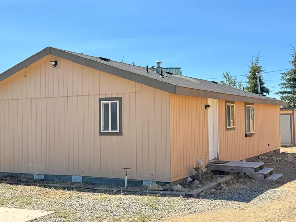 1092 E Mono Lake Dr, Lee Vining, CA 93541
