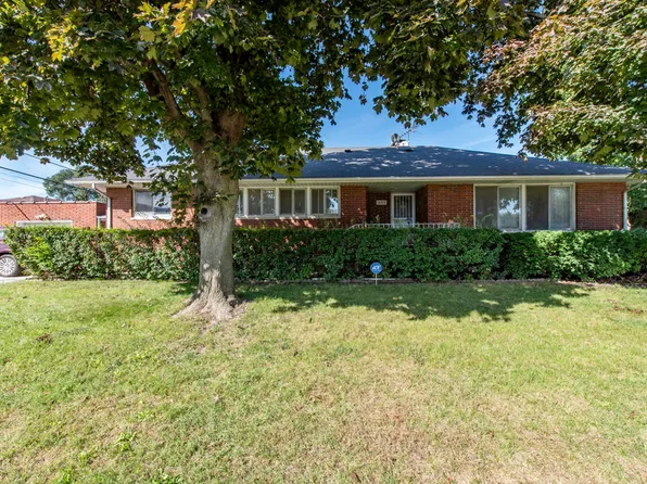 1600 17th St, North Chicago, IL 60064