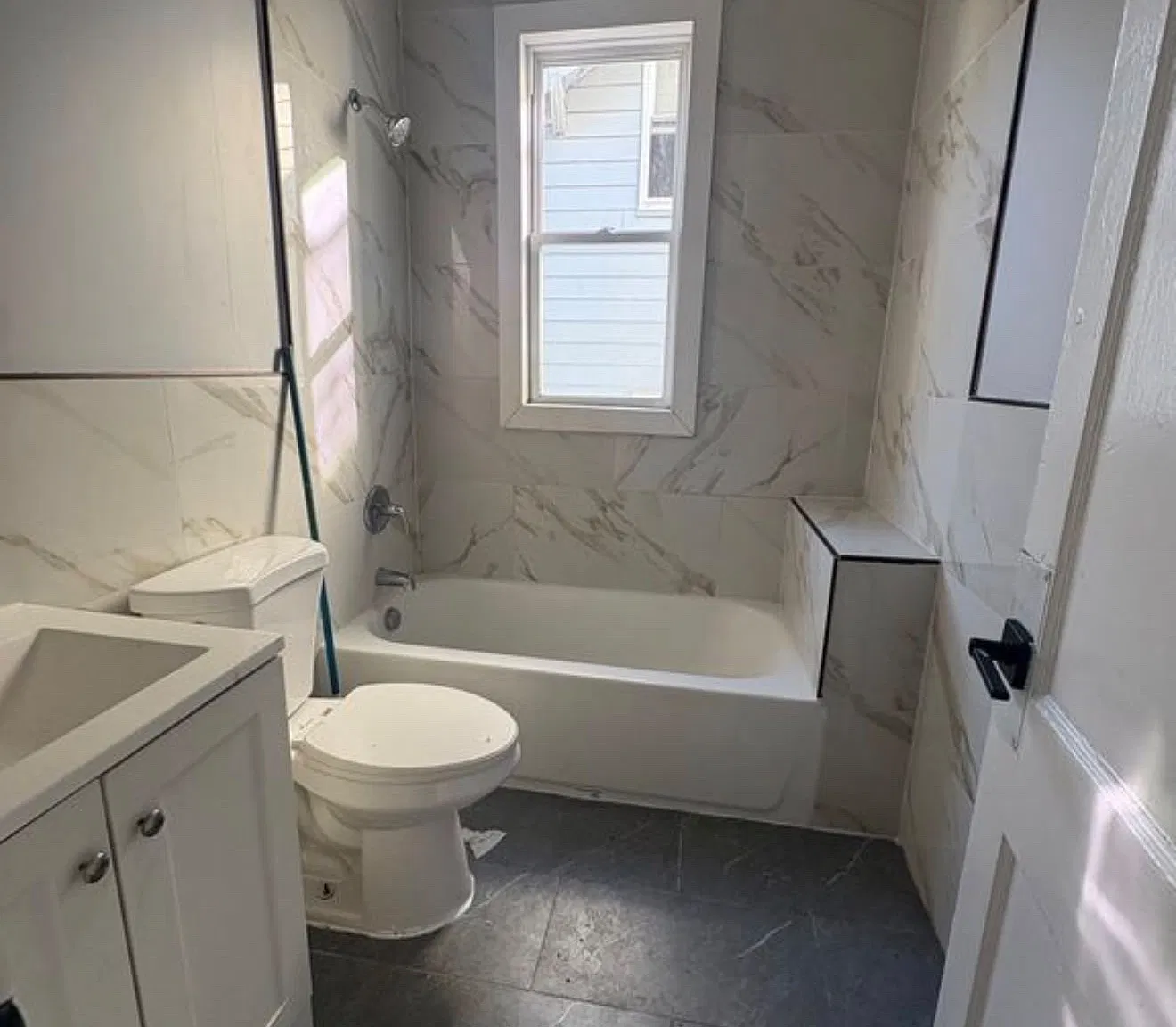 3 bed, $2,095 — Photo 3
