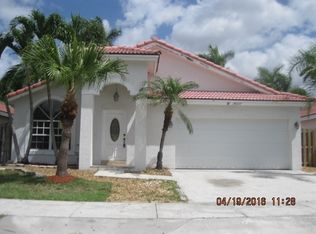 14257 SW 180th Ter, Miami, FL 33177