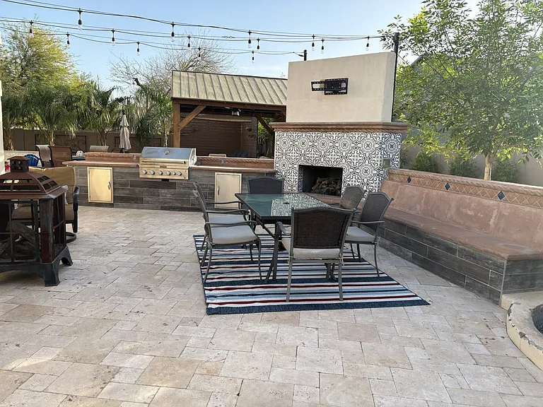 350 E Cypress St — Photo 37