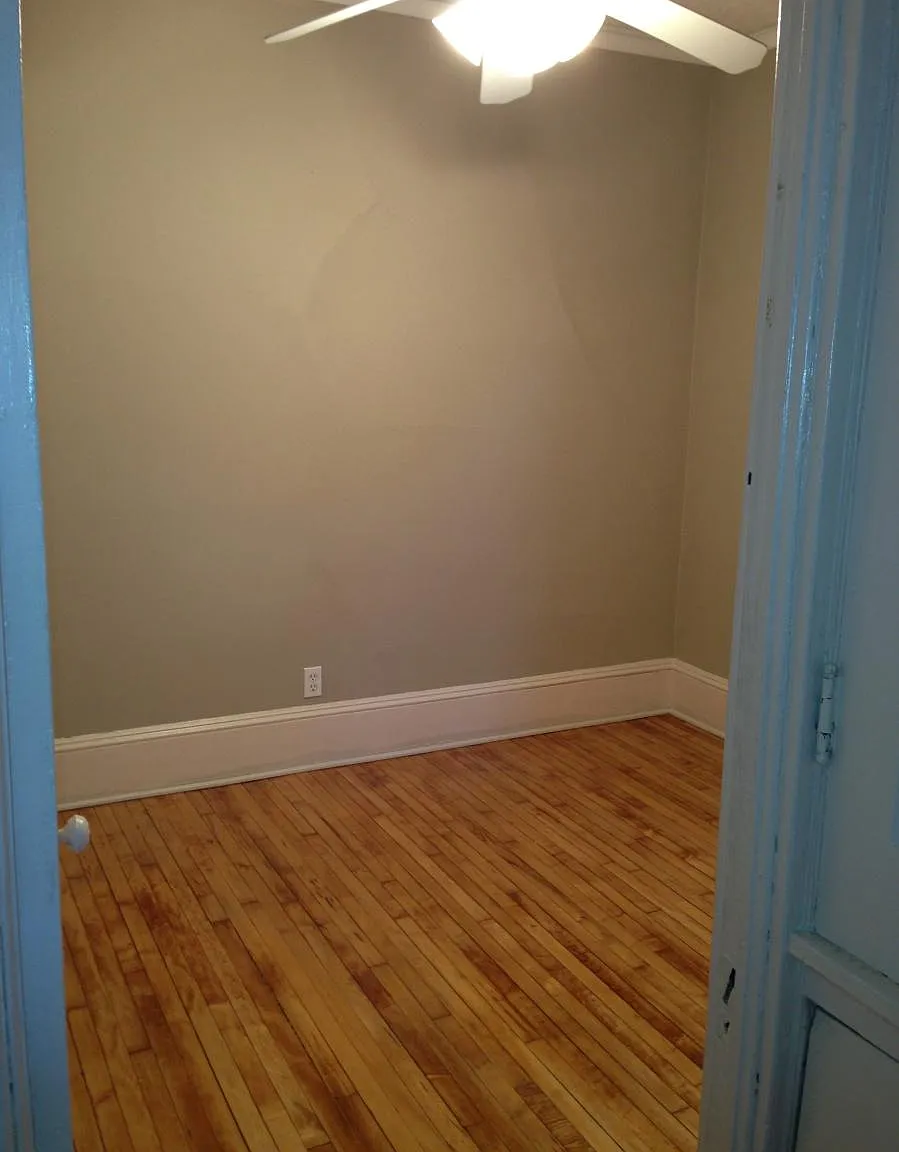 4 bed, 2580 sqft, $1,200 — Photo 1