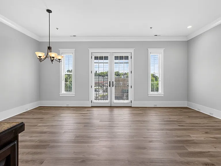 2409 Spring Creek Blvd NE — Photo 11