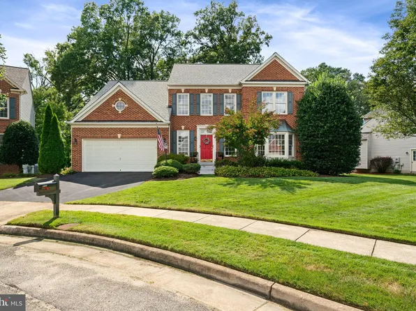 6137 Parsley Dr, Alexandria, VA 22310